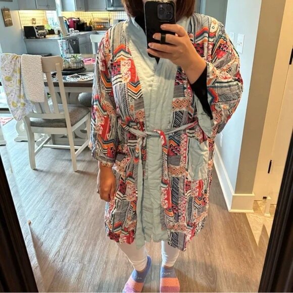 Vera Bradley | Blue Patchwork Bouquet Reversible Robe | Size Small/Medium - Picture 3 of 10